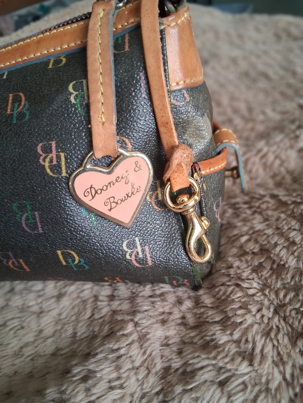 Dooney & Bourke Brown Logo Shoulder Bag with Tan Trim and Chain Detail - Picture 2 of 16
